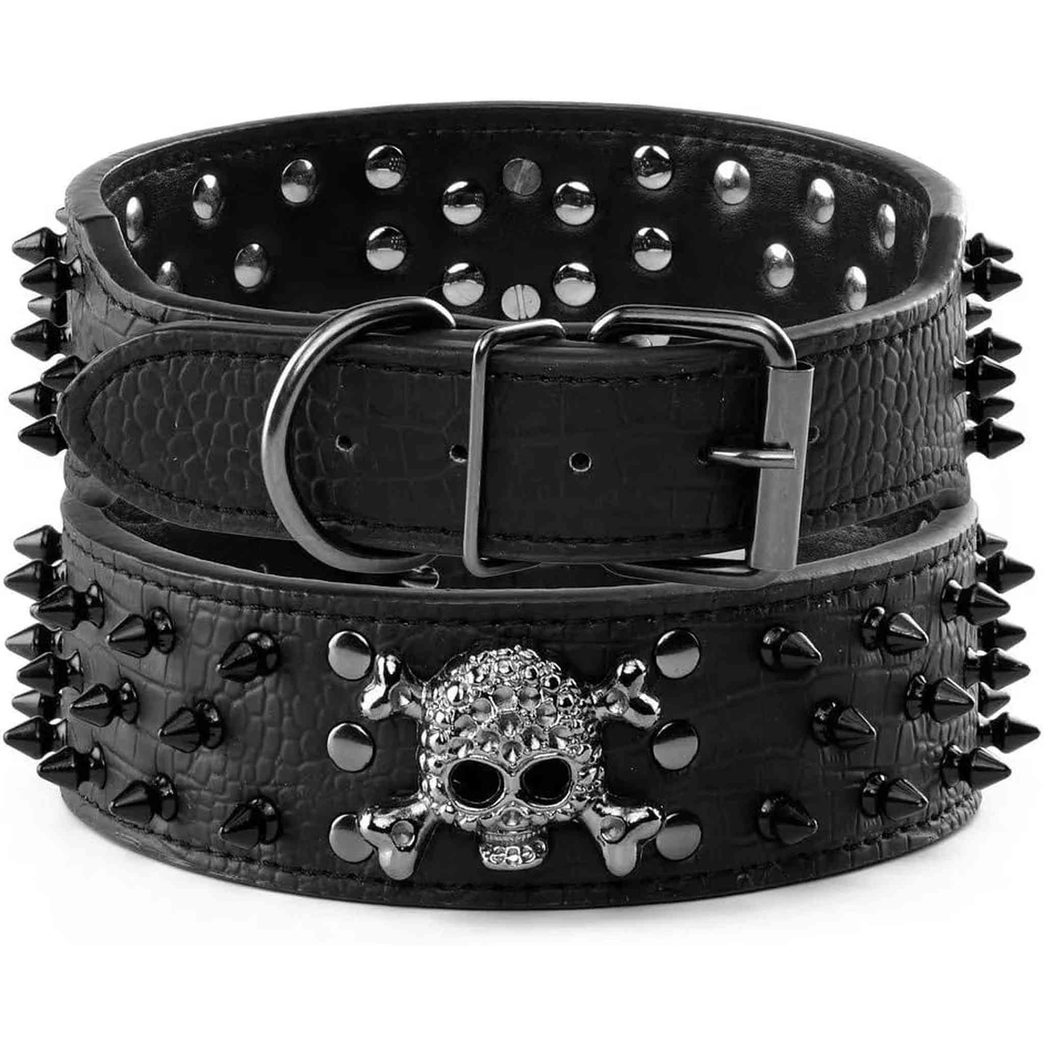 Collare spesso in ecopelle nero con skull centrale e borchie nere
