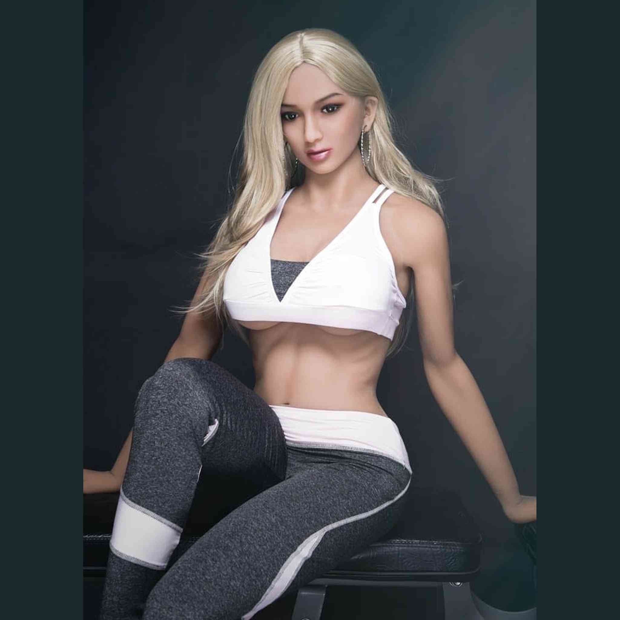 Isabella Love Doll