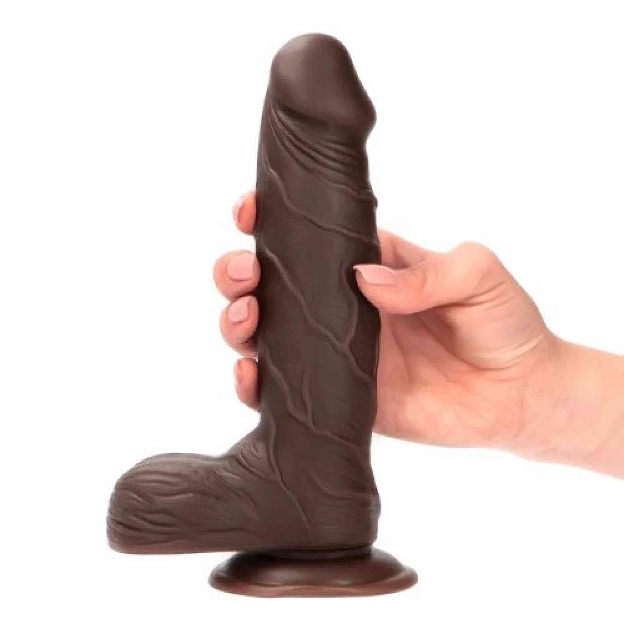 Sergio Dildo con testicoli e ventosa 21.5 cm