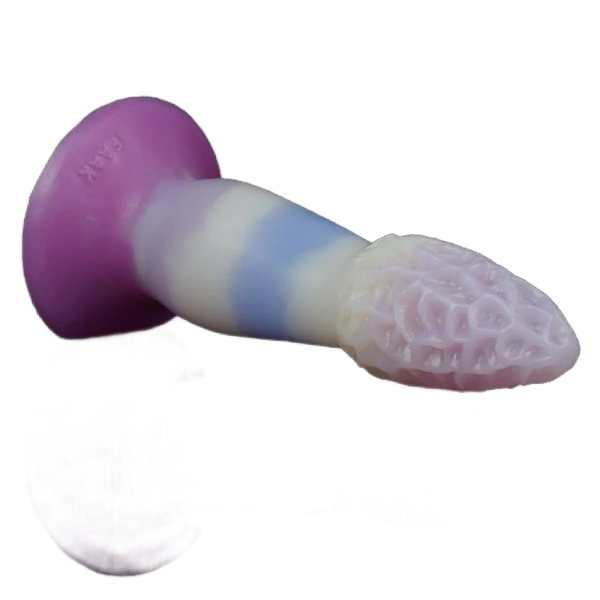 Dildo Magmara laterale logo inciso base piatta texture superficiale dettagliata
