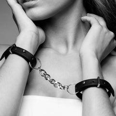 Maze Thin Cuffs Black