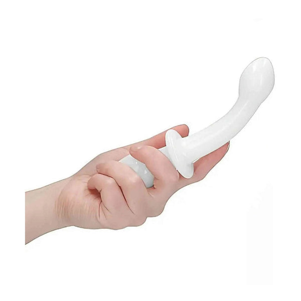 Dimensioni dildo analo in vetro borosilicato bianco tenuto in mano