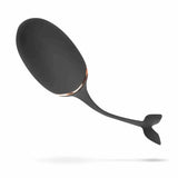 Ovetto vibrante nero Dolphin Egg in silicone morbido con forma a pinna di balena