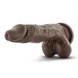 Vista laterale dildo marrone Dr. Skin 8.5 pollici con dettagli anatomici e scroto modellato