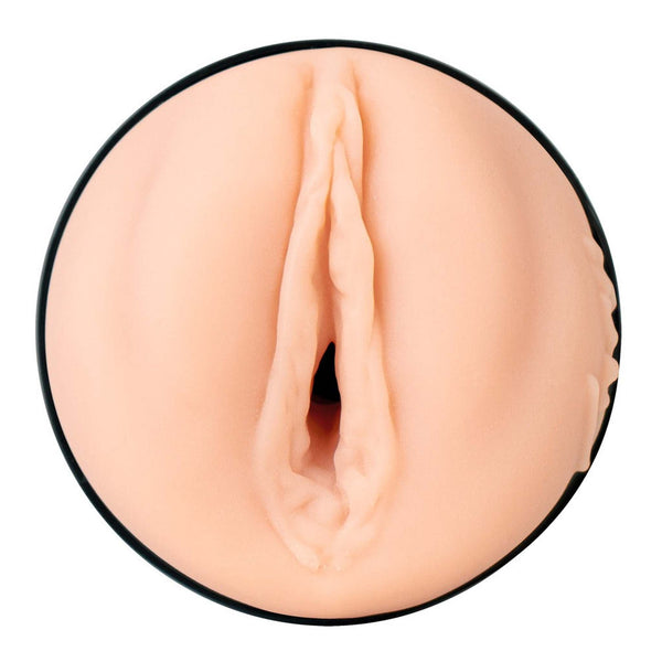 Dettaglio primo piano estremità vagina anatomica realistica masturbatore Kiiroo Lacy Lennon