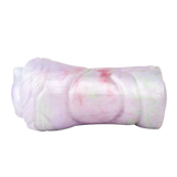 Masturbatore cilindrico traslucido venature rosa verde viola su sfondo bianco
