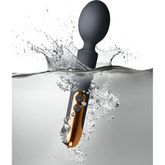 Oriel Potente Massaggiatore Clitorideo in Silicone con 10 diversi programmi di vibrazione e pulsazione, Ricarica Magnetica, fino