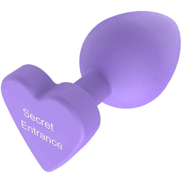 Dettaglio base cuore incisa Secret Entrance plug anale viola