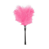 Penna stimolatrice con piume rosa e manico nero
