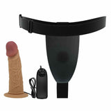 Set completo strapon vibrante con cinturino, telecomando e testa in silicone color carne