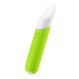 Vibratore bullet Satisfyer Ultra Power 7 verde lime inclinato che mostra curvatura corpo