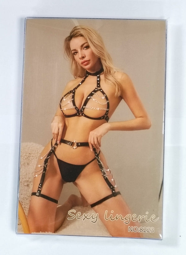 Harness Sexy con Catene e Perizoma Incluso